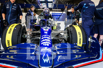 2022-02-25 - ALBON Alexander (tha), Williams Racing FW44, portrait during the pre-season track session prior the 2022 FIA Formula One World Championship, on the Circuit de Barcelona-Catalunya, from February 23 to 25, 2022 in Montmelo, near Barcelona, Spain - PRE-SEASON TRACK SESSION PRIOR THE 2022 FIA FORMULA ONE WORLD CHAMPIONSHIP - FORMULA 1 - MOTORS