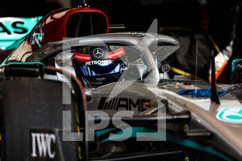 2022-03-10 - 63 RUSSELL George (gbr), Mercedes AMG F1 Team W13, action during the Formula 1 Aramco pre-season testing prior the 2022 FIA Formula One World Championship, on the Bahrain International Circuit, from March 10 to 12, 2022 in Sakhir, Bahrain - FORMULA 1 ARAMCO PRE-SEASON TESTING PRIOR THE 2022 FIA FORMULA ONE WORLD CHAMPIONSHIP - FORMULA 1 - MOTORS