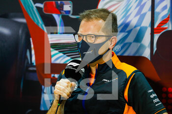 2022-03-11 - SEIDL Andreas, Team Principal of McLaren F1 Team, portrait during the Formula 1 Aramco pre-season testing prior the 2022 FIA Formula One World Championship, on the Bahrain International Circuit, from March 10 to 12, 2022 in Sakhir, Bahrain - FORMULA 1 ARAMCO PRE-SEASON TESTING PRIOR THE 2022 FIA FORMULA ONE WORLD CHAMPIONSHIP - FORMULA 1 - MOTORS