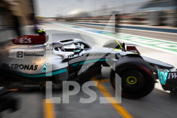 2022-03-12 - 44 HAMILTON Lewis (gbr), Mercedes AMG F1 Team W13, action during the Formula 1 Aramco pre-season testing prior the 2022 FIA Formula One World Championship, on the Bahrain International Circuit, from March 10 to 12, 2022 in Sakhir, Bahrain - FORMULA 1 ARAMCO PRE-SEASON TESTING PRIOR THE 2022 FIA FORMULA ONE WORLD CHAMPIONSHIP - FORMULA 1 - MOTORS