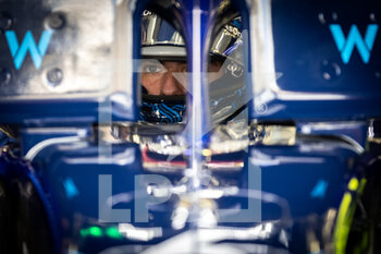 2022-03-12 - LATIFI Nicholas (can), Williams Racing FW44, portrait during the Formula 1 Aramco pre-season testing prior the 2022 FIA Formula One World Championship, on the Bahrain International Circuit, from March 10 to 12, 2022 in Sakhir, Bahrain - FORMULA 1 ARAMCO PRE-SEASON TESTING PRIOR THE 2022 FIA FORMULA ONE WORLD CHAMPIONSHIP - FORMULA 1 - MOTORS