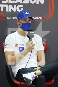 2022-03-12 - SCHUMACHER Mick (ger), Haas F1 Team VF-22 Ferrari, portrait press conference during the Formula 1 Aramco pre-season testing prior the 2022 FIA Formula One World Championship, on the Bahrain International Circuit, from March 10 to 12, 2022 in Sakhir, Bahrain - FORMULA 1 ARAMCO PRE-SEASON TESTING PRIOR THE 2022 FIA FORMULA ONE WORLD CHAMPIONSHIP - FORMULA 1 - MOTORS