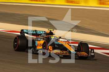 2022-03-12 - 04 NORRIS Lando (gbr), McLaren F1 Team MCL36, action during the Formula 1 Aramco pre-season testing prior the 2022 FIA Formula One World Championship, on the Bahrain International Circuit, from March 10 to 12, 2022 in Sakhir, Bahrain - FORMULA 1 ARAMCO PRE-SEASON TESTING PRIOR THE 2022 FIA FORMULA ONE WORLD CHAMPIONSHIP - FORMULA 1 - MOTORS