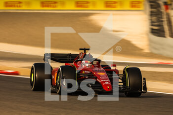 2022-03-12 - 16 LECLERC Charles (mco), Scuderia Ferrari F1-75, action during the Formula 1 Aramco pre-season testing prior the 2022 FIA Formula One World Championship, on the Bahrain International Circuit, from March 10 to 12, 2022 in Sakhir, Bahrain - FORMULA 1 ARAMCO PRE-SEASON TESTING PRIOR THE 2022 FIA FORMULA ONE WORLD CHAMPIONSHIP - FORMULA 1 - MOTORS