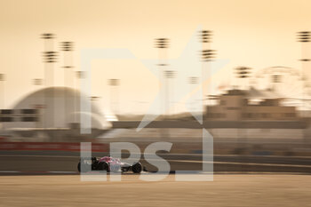 2022-03-12 - 14 ALONSO Fernando (spa), Alpine F1 Team A522, action during the Formula 1 Aramco pre-season testing prior the 2022 FIA Formula One World Championship, on the Bahrain International Circuit, from March 10 to 12, 2022 in Sakhir, Bahrain - FORMULA 1 ARAMCO PRE-SEASON TESTING PRIOR THE 2022 FIA FORMULA ONE WORLD CHAMPIONSHIP - FORMULA 1 - MOTORS
