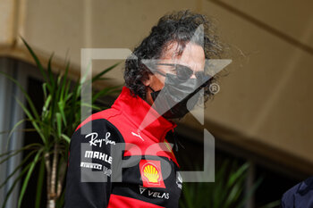 2022-03-17 - MEKIES Laurent (fra), Racing Director of the Scuderia Ferrari, portrait during the Formula 1 Gulf Air Bahrain Grand Prix 2022, 1st round of the 2022 FIA Formula One World Championship, on the Bahrain International Circuit, from March 18 to 20, 2022 in Sakhir, Bahrain - FORMULA 1 GULF AIR BAHRAIN GRAND PRIX 2022, 1ST ROUND OF THE 2022 FIA FORMULA ONE WORLD CHAMPIONSHIP - FORMULA 1 - MOTORS