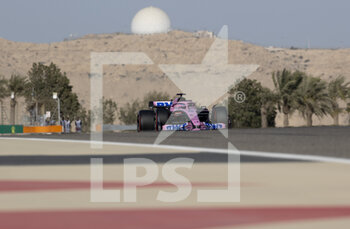 2022-03-17 - 14 ALONSO Fernando (spa), Alpine F1 Team A522, action during the Formula 1 Gulf Air Bahrain Grand Prix 2022, 1st round of the 2022 FIA Formula One World Championship, on the Bahrain International Circuit, from March 18 to 20, 2022 in Sakhir, Bahrain - FORMULA 1 GULF AIR BAHRAIN GRAND PRIX 2022, 1ST ROUND OF THE 2022 FIA FORMULA ONE WORLD CHAMPIONSHIP - FORMULA 1 - MOTORS