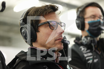 2022-03-17 - WOLFF Toto (aut), Team Principal & CEO of Mercedes AMG F1 Team, portrait during the Formula 1 Gulf Air Bahrain Grand Prix 2022, 1st round of the 2022 FIA Formula One World Championship, on the Bahrain International Circuit, from March 18 to 20, 2022 in Sakhir, Bahrain - FORMULA 1 GULF AIR BAHRAIN GRAND PRIX 2022, 1ST ROUND OF THE 2022 FIA FORMULA ONE WORLD CHAMPIONSHIP - FORMULA 1 - MOTORS