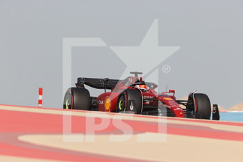 2022-03-17 - 16 LECLERC Charles (mco), Scuderia Ferrari F1-75, action during the Formula 1 Gulf Air Bahrain Grand Prix 2022, 1st round of the 2022 FIA Formula One World Championship, on the Bahrain International Circuit, from March 18 to 20, 2022 in Sakhir, Bahrain - FORMULA 1 GULF AIR BAHRAIN GRAND PRIX 2022, 1ST ROUND OF THE 2022 FIA FORMULA ONE WORLD CHAMPIONSHIP - FORMULA 1 - MOTORS