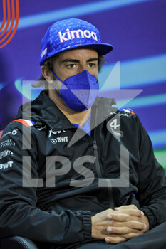 2022-03-18 - ALONSO Fernando (spa), Alpine F1 Team A522, portrait press conference during the Formula 1 Gulf Air Bahrain Grand Prix 2022, 1st round of the 2022 FIA Formula One World Championship, on the Bahrain International Circuit, from March 18 to 20, 2022 in Sakhir, Bahrain - FORMULA 1 GULF AIR BAHRAIN GRAND PRIX 2022, 1ST ROUND OF THE 2022 FIA FORMULA ONE WORLD CHAMPIONSHIP - FORMULA 1 - MOTORS