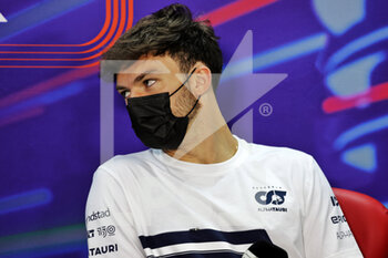 2022-03-18 - GASLY Pierre (fra), Scuderia AlphaTauri AT03, portrait press conference during the Formula 1 Gulf Air Bahrain Grand Prix 2022, 1st round of the 2022 FIA Formula One World Championship, on the Bahrain International Circuit, from March 18 to 20, 2022 in Sakhir, Bahrain - FORMULA 1 GULF AIR BAHRAIN GRAND PRIX 2022, 1ST ROUND OF THE 2022 FIA FORMULA ONE WORLD CHAMPIONSHIP - FORMULA 1 - MOTORS