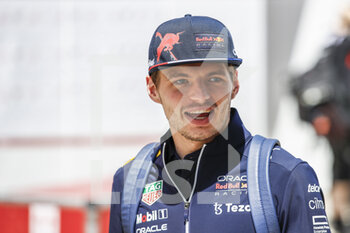 2022-03-18 - VERSTAPPEN Max (ned), Red Bull Racing RB18, portrait during the Formula 1 Gulf Air Bahrain Grand Prix 2022, 1st round of the 2022 FIA Formula One World Championship, on the Bahrain International Circuit, from March 18 to 20, 2022 in Sakhir, Bahrain - FORMULA 1 GULF AIR BAHRAIN GRAND PRIX 2022, 1ST ROUND OF THE 2022 FIA FORMULA ONE WORLD CHAMPIONSHIP - FORMULA 1 - MOTORS