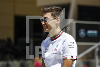 2022-03-18 - RUSSELL George (gbr), Mercedes AMG F1 Team W13, portrait during the Formula 1 Gulf Air Bahrain Grand Prix 2022, 1st round of the 2022 FIA Formula One World Championship, on the Bahrain International Circuit, from March 18 to 20, 2022 in Sakhir, Bahrain - FORMULA 1 GULF AIR BAHRAIN GRAND PRIX 2022, 1ST ROUND OF THE 2022 FIA FORMULA ONE WORLD CHAMPIONSHIP - FORMULA 1 - MOTORS