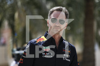 2022-03-18 - HORNER Christian (gbr), Team Principal of Red Bull Racing, portrait during the Formula 1 Gulf Air Bahrain Grand Prix 2022, 1st round of the 2022 FIA Formula One World Championship, on the Bahrain International Circuit, from March 18 to 20, 2022 in Sakhir, Bahrain - FORMULA 1 GULF AIR BAHRAIN GRAND PRIX 2022, 1ST ROUND OF THE 2022 FIA FORMULA ONE WORLD CHAMPIONSHIP - FORMULA 1 - MOTORS