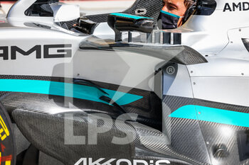 2022-03-18 - Mercedes AMG F1 Team W13, mechanical detail of the sidepod, air intake and mirror during the Formula 1 Gulf Air Bahrain Grand Prix 2022, 1st round of the 2022 FIA Formula One World Championship, on the Bahrain International Circuit, from March 18 to 20, 2022 in Sakhir, Bahrain - FORMULA 1 GULF AIR BAHRAIN GRAND PRIX 2022, 1ST ROUND OF THE 2022 FIA FORMULA ONE WORLD CHAMPIONSHIP - FORMULA 1 - MOTORS