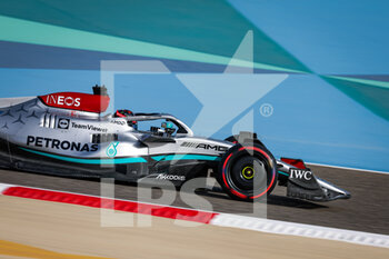 2022-03-18 - 63 RUSSELL George (gbr), Mercedes AMG F1 Team W13, action during the Formula 1 Gulf Air Bahrain Grand Prix 2022, 1st round of the 2022 FIA Formula One World Championship, on the Bahrain International Circuit, from March 18 to 20, 2022 in Sakhir, Bahrain - FORMULA 1 GULF AIR BAHRAIN GRAND PRIX 2022, 1ST ROUND OF THE 2022 FIA FORMULA ONE WORLD CHAMPIONSHIP - FORMULA 1 - MOTORS