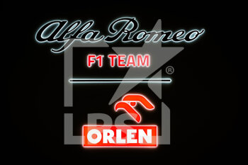 2022-03-18 - Alfa Romeo F1 Team ORLEN, ambiance logo during the Formula 1 Gulf Air Bahrain Grand Prix 2022, 1st round of the 2022 FIA Formula One World Championship, on the Bahrain International Circuit, from March 18 to 20, 2022 in Sakhir, Bahrain - FORMULA 1 GULF AIR BAHRAIN GRAND PRIX 2022, 1ST ROUND OF THE 2022 FIA FORMULA ONE WORLD CHAMPIONSHIP - FORMULA 1 - MOTORS
