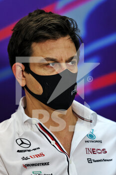 2022-03-19 - WOLFF Toto (aut), Team Principal & CEO of Mercedes AMG F1 Team, portrait press conference during the Formula 1 Gulf Air Bahrain Grand Prix 2022, 1st round of the 2022 FIA Formula One World Championship, on the Bahrain International Circuit, from March 18 to 20, 2022 in Sakhir, Bahrain - FORMULA 1 GULF AIR BAHRAIN GRAND PRIX 2022, 1ST ROUND OF THE 2022 FIA FORMULA ONE WORLD CHAMPIONSHIP - FORMULA 1 - MOTORS