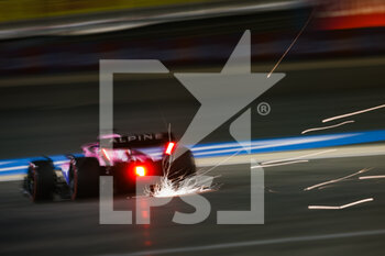 2022-03-19 - ALONSO Fernando (spa), Alpine F1 Team A522, action during the Formula 1 Gulf Air Bahrain Grand Prix 2022, 1st round of the 2022 FIA Formula One World Championship, on the Bahrain International Circuit, from March 18 to 20, 2022 in Sakhir, Bahrain - FORMULA 1 GULF AIR BAHRAIN GRAND PRIX 2022, 1ST ROUND OF THE 2022 FIA FORMULA ONE WORLD CHAMPIONSHIP - FORMULA 1 - MOTORS