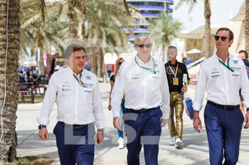 2022-03-20 - CAPITO Jost, Chief Executive Officer of Williams Racing, SAVAGE Matthew, Chairman of Dorilton Capital, during the Formula 1 Gulf Air Bahrain Grand Prix 2022, 1st round of the 2022 FIA Formula One World Championship, on the Bahrain International Circuit, from March 18 to 20, 2022 in Sakhir, Bahrain - FORMULA 1 GULF AIR BAHRAIN GRAND PRIX 2022, 1ST ROUND OF THE 2022 FIA FORMULA ONE WORLD CHAMPIONSHIP - FORMULA 1 - MOTORS