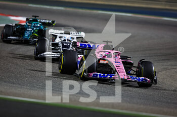 2022-03-20 - 14 ALONSO Fernando (spa), Alpine F1 Team A522, 10 GASLY Pierre (fra), Scuderia AlphaTauri AT03, 18 STROLL Lance (can), Aston Martin F1 Team AMR22, action during the Formula 1 Gulf Air Bahrain Grand Prix 2022, 1st round of the 2022 FIA Formula One World Championship, on the Bahrain International Circuit, from March 18 to 20, 2022 in Sakhir, Bahrain - FORMULA 1 GULF AIR BAHRAIN GRAND PRIX 2022, 1ST ROUND OF THE 2022 FIA FORMULA ONE WORLD CHAMPIONSHIP - FORMULA 1 - MOTORS