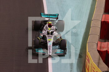 2022-03-26 - 44 HAMILTON Lewis (gbr), Mercedes AMG F1 Team W13, action during the Formula 1 STC Saudi Arabian Grand Prix 2022, 2nd round of the 2022 FIA Formula One World Championship, on the Jeddah Corniche Circuit, from March 25 to 27, 2022 in Jeddah, Saudi Arabia - FORMULA 1 STC SAUDI ARABIAN GRAND PRIX 2022, 2ND ROUND OF THE 2022 FIA FORMULA ONE WORLD CHAMPIONSHIP - FORMULA 1 - MOTORS