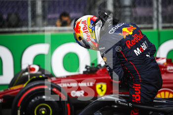 2022-03-26 - PEREZ Sergio (mex), Red Bull Racing RB18 celebrating his first pole position in F1 during the Formula 1 STC Saudi Arabian Grand Prix 2022, 2nd round of the 2022 FIA Formula One World Championship, on the Jeddah Corniche Circuit, from March 25 to 27, 2022 in Jeddah, Saudi Arabia - FORMULA 1 STC SAUDI ARABIAN GRAND PRIX 2022, 2ND ROUND OF THE 2022 FIA FORMULA ONE WORLD CHAMPIONSHIP - FORMULA 1 - MOTORS