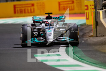 2022-03-27 - 63 RUSSELL George (gbr), Mercedes AMG F1 Team W13, action during the Formula 1 STC Saudi Arabian Grand Prix 2022, 2nd round of the 2022 FIA Formula One World Championship, on the Jeddah Corniche Circuit, from March 25 to 27, 2022 in Jeddah, Saudi Arabia - FORMULA 1 STC SAUDI ARABIAN GRAND PRIX 2022, 2ND ROUND OF THE 2022 FIA FORMULA ONE WORLD CHAMPIONSHIP - FORMULA 1 - MOTORS