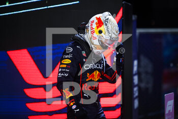 2022-03-27 - VERSTAPPEN Max (ned), Red Bull Racing RB18 celebrates his win during the Formula 1 STC Saudi Arabian Grand Prix 2022, 2nd round of the 2022 FIA Formula One World Championship, on the Jeddah Corniche Circuit, from March 25 to 27, 2022 in Jeddah, Saudi Arabia - FORMULA 1 STC SAUDI ARABIAN GRAND PRIX 2022, 2ND ROUND OF THE 2022 FIA FORMULA ONE WORLD CHAMPIONSHIP - FORMULA 1 - MOTORS