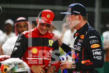 2022-03-27 - VERSTAPPEN Max (ned), Red Bull Racing RB18, LECLERC Charles (mco), Scuderia Ferrari F1-75, portrait during the Formula 1 STC Saudi Arabian Grand Prix 2022, 2nd round of the 2022 FIA Formula One World Championship, on the Jeddah Corniche Circuit, from March 25 to 27, 2022 in Jeddah, Saudi Arabia - FORMULA 1 STC SAUDI ARABIAN GRAND PRIX 2022, 2ND ROUND OF THE 2022 FIA FORMULA ONE WORLD CHAMPIONSHIP - FORMULA 1 - MOTORS