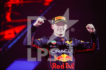 2022-03-27 - podium VERSTAPPEN Max (ned), Red Bull Racing RB18, portrait during the Formula 1 STC Saudi Arabian Grand Prix 2022, 2nd round of the 2022 FIA Formula One World Championship, on the Jeddah Corniche Circuit, from March 25 to 27, 2022 in Jeddah, Saudi Arabia - FORMULA 1 STC SAUDI ARABIAN GRAND PRIX 2022, 2ND ROUND OF THE 2022 FIA FORMULA ONE WORLD CHAMPIONSHIP - FORMULA 1 - MOTORS