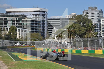 2022-04-06 - 63 RUSSELL George (gbr), Mercedes AMG F1 Team W13, action during the Formula 1 Heineken Australian Grand Prix 2022, 3rd round of the 2022 FIA Formula One World Championship, on the Albert Park Circuit, from April 8 to 10, 2022 in Melbourne, Australia - FORMULA 1 HEINEKEN AUSTRALIAN GRAND PRIX 2022, 3RD ROUND OF THE 2022 FIA FORMULA ONE WORLD CHAMPIONSHIP - FORMULA 1 - MOTORS