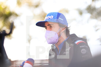2022-04-08 - ALONSO Fernando (spa), Alpine F1 Team A522, portrait during the Formula 1 Heineken Australian Grand Prix 2022, 3rd round of the 2022 FIA Formula One World Championship, on the Albert Park Circuit, from April 8 to 10, 2022 in Melbourne, Australia - FORMULA 1 HEINEKEN AUSTRALIAN GRAND PRIX 2022, 3RD ROUND OF THE 2022 FIA FORMULA ONE WORLD CHAMPIONSHIP - FORMULA 1 - MOTORS