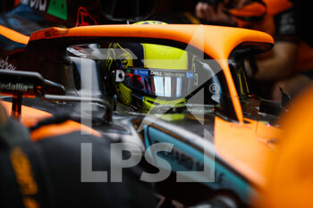 2022-04-08 - NORRIS Lando (gbr), McLaren F1 Team MCL36, portrait during the Formula 1 Heineken Australian Grand Prix 2022, 3rd round of the 2022 FIA Formula One World Championship, on the Albert Park Circuit, from April 8 to 10, 2022 in Melbourne, Australia - FORMULA 1 HEINEKEN AUSTRALIAN GRAND PRIX 2022, 3RD ROUND OF THE 2022 FIA FORMULA ONE WORLD CHAMPIONSHIP - FORMULA 1 - MOTORS