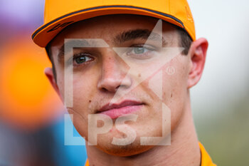 2022-04-09 - NORRIS Lando (gbr), McLaren F1 Team MCL36, portrait during the Formula 1 Heineken Australian Grand Prix 2022, 3rd round of the 2022 FIA Formula One World Championship, on the Albert Park Circuit, from April 8 to 10, 2022 in Melbourne, Australia - FORMULA 1 HEINEKEN AUSTRALIAN GRAND PRIX 2022, 3RD ROUND OF THE 2022 FIA FORMULA ONE WORLD CHAMPIONSHIP - FORMULA 1 - MOTORS