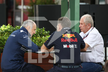2022-04-09 - TOST Franz (aut), Team Principal of Scuderia AlphaTauri, MARKO Helmut (aut), Drivers’ Manager of Red Bull Racing, HORNER Christian (gbr), Team Principal of Red Bull Racing, portrait during the Formula 1 Heineken Australian Grand Prix 2022, 3rd round of the 2022 FIA Formula One World Championship, on the Albert Park Circuit, from April 8 to 10, 2022 in Melbourne, Australia - FORMULA 1 HEINEKEN AUSTRALIAN GRAND PRIX 2022, 3RD ROUND OF THE 2022 FIA FORMULA ONE WORLD CHAMPIONSHIP - FORMULA 1 - MOTORS