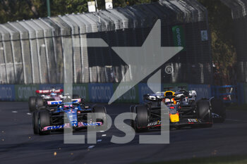 2022-04-09 - 01 VERSTAPPEN Max (nld), Red Bull Racing RB18, action during the Formula 1 Heineken Australian Grand Prix 2022, 3rd round of the 2022 FIA Formula One World Championship, on the Albert Park Circuit, from April 8 to 10, 2022 in Melbourne, Australia - FORMULA 1 HEINEKEN AUSTRALIAN GRAND PRIX 2022, 3RD ROUND OF THE 2022 FIA FORMULA ONE WORLD CHAMPIONSHIP - FORMULA 1 - MOTORS