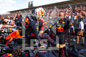 2022-04-10 - VERSTAPPEN Max (ned), Red Bull Racing RB18, portrait starting grid, grille de depart, during the Formula 1 Heineken Australian Grand Prix 2022, 3rd round of the 2022 FIA Formula One World Championship, on the Albert Park Circuit, from April 8 to 10, 2022 in Melbourne, Australia - FORMULA 1 HEINEKEN AUSTRALIAN GRAND PRIX 2022, 3RD ROUND OF THE 2022 FIA FORMULA ONE WORLD CHAMPIONSHIP - FORMULA 1 - MOTORS