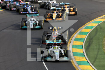 2022-04-10 - Start of the race: 44 HAMILTON Lewis (gbr), Mercedes AMG F1 Team W13, 11 PEREZ Sergio (mex), Red Bull Racing RB18, 63 RUSSELL George (gbr), Mercedes AMG F1 Team W13, action during the Formula 1 Heineken Australian Grand Prix 2022, 3rd round of the 2022 FIA Formula One World Championship, on the Albert Park Circuit, from April 8 to 10, 2022 in Melbourne, Australia - FORMULA 1 HEINEKEN AUSTRALIAN GRAND PRIX 2022, 3RD ROUND OF THE 2022 FIA FORMULA ONE WORLD CHAMPIONSHIP - FORMULA 1 - MOTORS