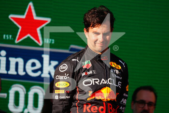 2022-04-10 - PEREZ Sergio (mex), Red Bull Racing RB18, portrait podium during the Formula 1 Heineken Australian Grand Prix 2022, 3rd round of the 2022 FIA Formula One World Championship, on the Albert Park Circuit, from April 8 to 10, 2022 in Melbourne, Australia - FORMULA 1 HEINEKEN AUSTRALIAN GRAND PRIX 2022, 3RD ROUND OF THE 2022 FIA FORMULA ONE WORLD CHAMPIONSHIP - FORMULA 1 - MOTORS