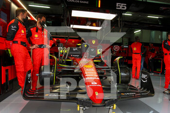 2022-04-23 - Scuderia Ferrari - FORMULA 1 ROLEX EMILIA ROMAGNA GRAND PRIX 2022, 4RD ROUND OF THE 2022 FIA FORMULA ONE WORLD CHAMPIONSHIP FREE PRACTISES AND SPRINT RACE - FORMULA 1 - MOTORS