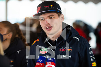 2022-04-22 - VERSTAPPEN Max (ned), Red Bull Racing RB18, portrait during the Formula 1 Grand Premio del Made in Italy e dell'Emilia-Romagna 2022, 4th round of the 2022 FIA Formula One World Championship, on the Imola Circuit, from April 22 to 24, 2022 in Imola, Italy - FORMULA 1 GRAND PREMIO DEL MADE IN ITALY E DELL'EMILIA-ROMAGNA 2022, 4TH ROUND OF THE 2022 FIA FORMULA ONE WORLD CHAMPIONSHIP - FORMULA 1 - MOTORS