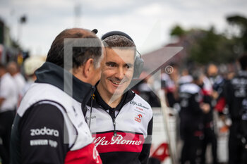 2022-04-22 - PUJOLAR Xevi (spa), Head of Trackside Engineering F1 of Alfa Romeo F1 Team ORLEN, portrait starting grid, grille de depart, during the Formula 1 Grand Premio del Made in Italy e dell'Emilia-Romagna 2022, 4th round of the 2022 FIA Formula One World Championship, on the Imola Circuit, from April 22 to 24, 2022 in Imola, Italy - FORMULA 1 GRAND PREMIO DEL MADE IN ITALY E DELL'EMILIA-ROMAGNA 2022, 4TH ROUND OF THE 2022 FIA FORMULA ONE WORLD CHAMPIONSHIP - FORMULA 1 - MOTORS