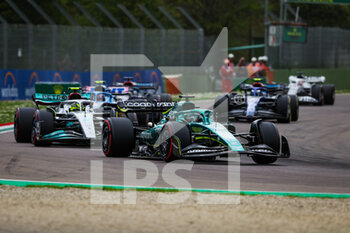 2022-04-23 - 18 STROLL Lance (can), Aston Martin F1 Team AMR22, 44 HAMILTON Lewis (gbr), Mercedes AMG F1 Team W13, action during the Formula 1 Grand Premio del Made in Italy e dell'Emilia-Romagna 2022, 4th round of the 2022 FIA Formula One World Championship, on the Imola Circuit, from April 22 to 24, 2022 in Imola, Italy - FORMULA 1 GRAND PREMIO DEL MADE IN ITALY E DELL'EMILIA-ROMAGNA 2022, 4TH ROUND OF THE 2022 FIA FORMULA ONE WORLD CHAMPIONSHIP - FORMULA 1 - MOTORS