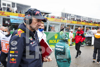2022-04-24 - NEWEY Adrian, Chief Technical Officer of Red Bull Racing, portrait during the Formula 1 Grand Premio del Made in Italy e dell'Emilia-Romagna 2022, 4th round of the 2022 FIA Formula One World Championship, on the Imola Circuit, from April 22 to 24, 2022 in Imola, Italy - FORMULA 1 GRAND PREMIO DEL MADE IN ITALY E DELL'EMILIA-ROMAGNA 2022, 4TH ROUND OF THE 2022 FIA FORMULA ONE WORLD CHAMPIONSHIP - FORMULA 1 - MOTORS
