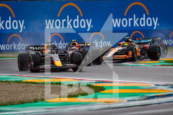 2022-04-24 - 01 VERSTAPPEN Max (nld), Red Bull Racing RB18, 11 PEREZ Sergio (mex), Red Bull Racing RB18, 04 NORRIS Lando (gbr), McLaren F1 Team MCL36, action during the Formula 1 Grand Premio del Made in Italy e dell'Emilia-Romagna 2022, 4th round of the 2022 FIA Formula One World Championship, on the Imola Circuit, from April 22 to 24, 2022 in Imola, Italy - FORMULA 1 GRAND PREMIO DEL MADE IN ITALY E DELL'EMILIA-ROMAGNA 2022, 4TH ROUND OF THE 2022 FIA FORMULA ONE WORLD CHAMPIONSHIP - FORMULA 1 - MOTORS
