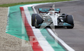 2022-04-24 - 63 RUSSELL George (gbr), Mercedes AMG F1 Team W13, action during the Formula 1 Grand Premio del Made in Italy e dell'Emilia-Romagna 2022, 4th round of the 2022 FIA Formula One World Championship, on the Imola Circuit, from April 22 to 24, 2022 in Imola, Italy - FORMULA 1 GRAND PREMIO DEL MADE IN ITALY E DELL'EMILIA-ROMAGNA 2022, 4TH ROUND OF THE 2022 FIA FORMULA ONE WORLD CHAMPIONSHIP - FORMULA 1 - MOTORS