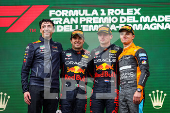 2022-04-24 - Podium: VERSTAPPEN Max (ned), Red Bull Racing RB18, PEREZ Sergio (mex), Red Bull Racing RB18, NORRIS Lando (gbr), McLaren F1 Team MCL36, portrait during the Formula 1 Grand Premio del Made in Italy e dell'Emilia-Romagna 2022, 4th round of the 2022 FIA Formula One World Championship, on the Imola Circuit, from April 22 to 24, 2022 in Imola, Italy - FORMULA 1 GRAND PREMIO DEL MADE IN ITALY E DELL'EMILIA-ROMAGNA 2022, 4TH ROUND OF THE 2022 FIA FORMULA ONE WORLD CHAMPIONSHIP - FORMULA 1 - MOTORS