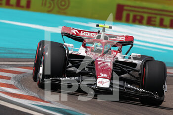 2022-05-06 - 24 ZHOU Guanyu (chi), Alfa Romeo F1 Team ORLEN C42, action during the Formula 1 Crypto.com Miami Grand Prix 2022, 5th round of the 2022 FIA Formula One World Championship, on the Miami International Autodrome, from May 6 to 8, 2022 in Miami Gardens, Florida, United States of America - FORMULA 1 CRYPTO.COM MIAMI GRAND PRIX 2022, 5TH ROUND OF THE 2022 FIA FORMULA ONE WORLD CHAMPIONSHIP - FORMULA 1 - MOTORS