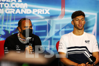2022-05-06 - HAMILTON Lewis (gbr), Mercedes AMG F1 Team W13, portrait with GASLY Pierre (fra), Scuderia AlphaTauri AT03 in the FIA Press Conference during the Formula 1 Crypto.com Miami Grand Prix 2022, 5th round of the 2022 FIA Formula One World Championship, on the Miami International Autodrome, from May 6 to 8, 2022 in Miami Gardens, Florida, United States of America - FORMULA 1 CRYPTO.COM MIAMI GRAND PRIX 2022, 5TH ROUND OF THE 2022 FIA FORMULA ONE WORLD CHAMPIONSHIP - FORMULA 1 - MOTORS